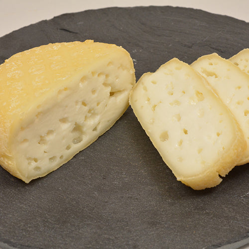 Queijo Pequeno Curado